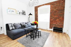 Stylish Flat in 1860's Listed Building